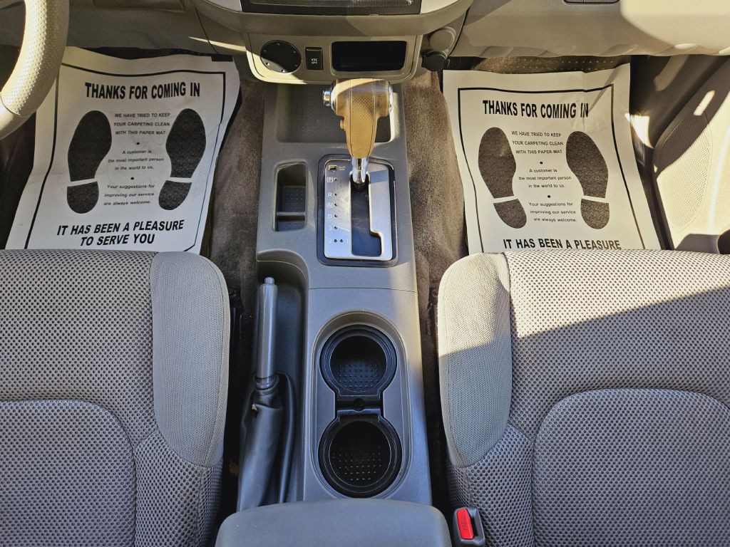 2010 Nissan Frontier Image 28