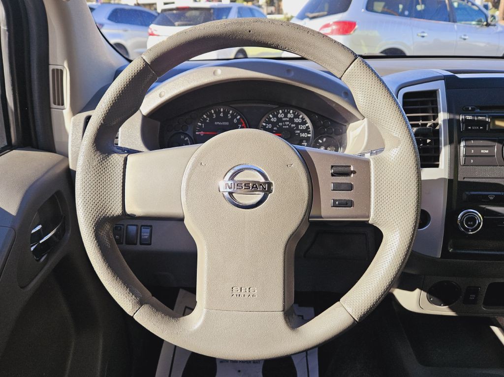 2010 Nissan Frontier Image 29