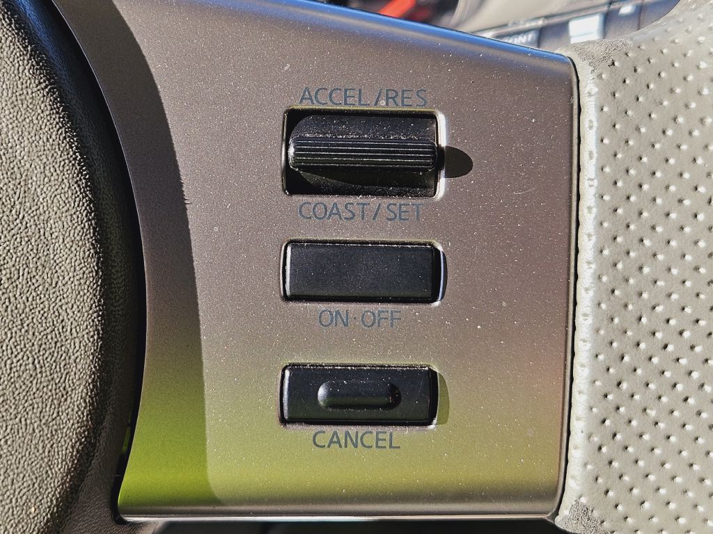 2010 Nissan Frontier Image 31