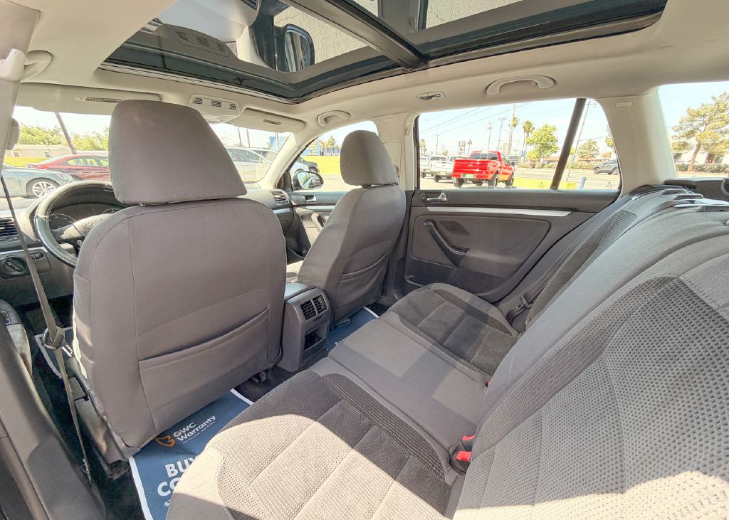 2009 Volkswagen Jetta Image 9