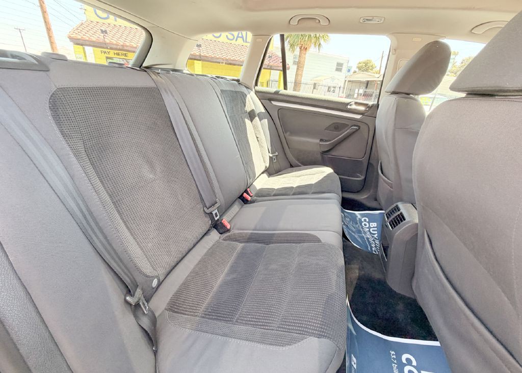 2009 Volkswagen Jetta Image 15