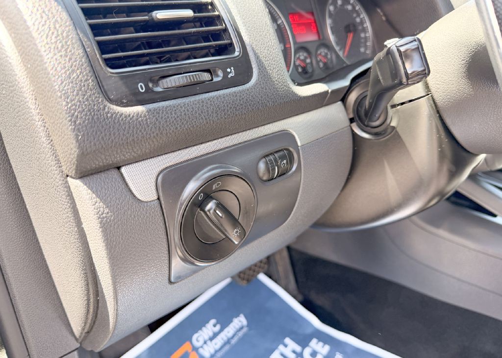 2009 Volkswagen Jetta Image 16