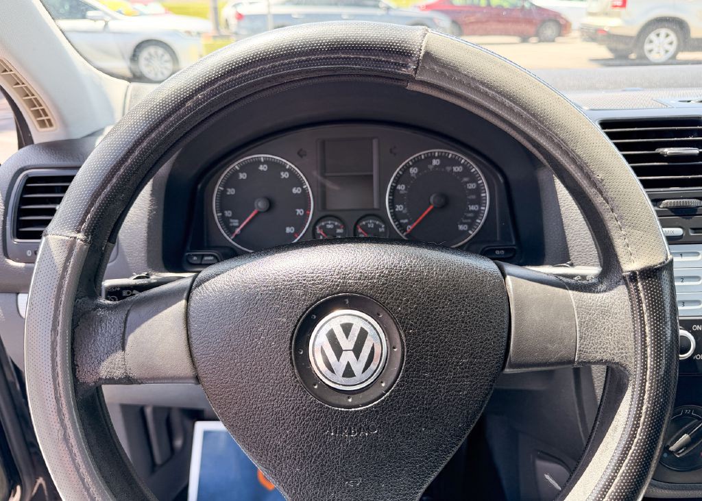 2009 Volkswagen Jetta Image 19