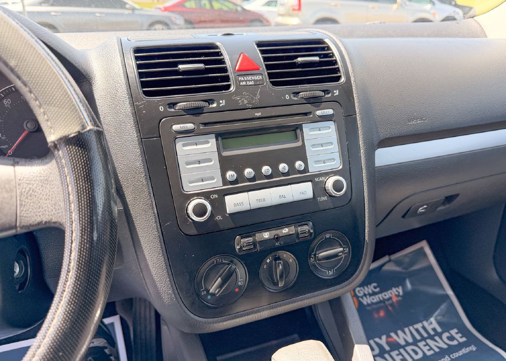 2009 Volkswagen Jetta Image 20