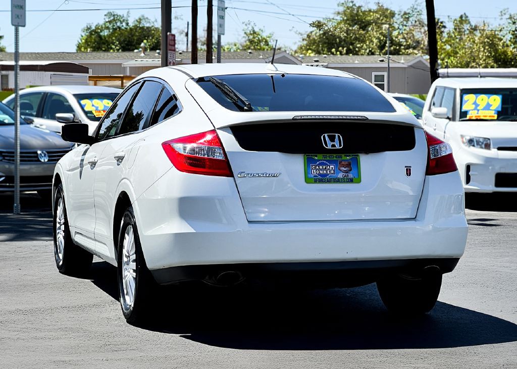 2012 Honda Crosstour Image 8