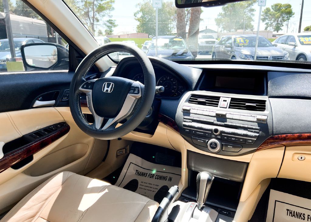 2012 Honda Crosstour Image 13