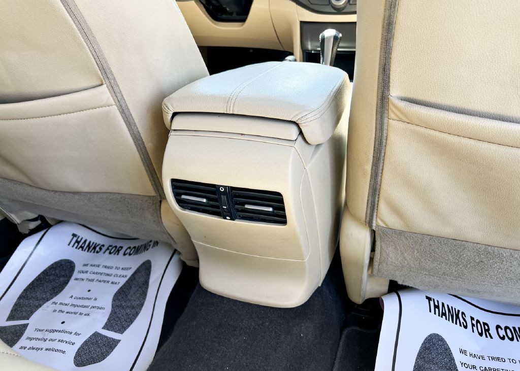 2012 Honda Crosstour Image 14