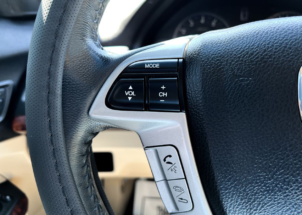 2012 Honda Crosstour Image 19