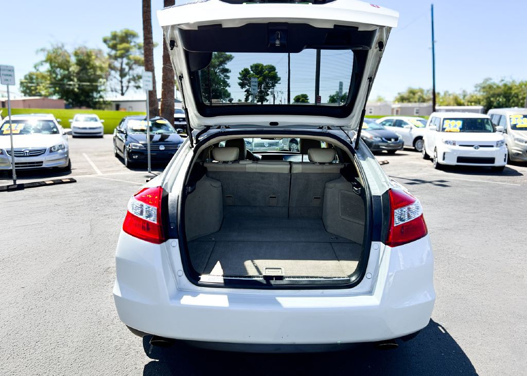 2012 Honda Crosstour Image 26