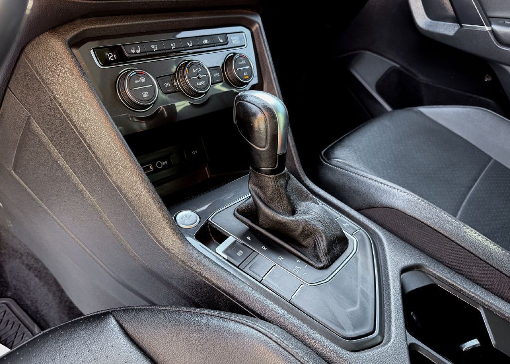 2020 Volkswagen Tiguan Image 16