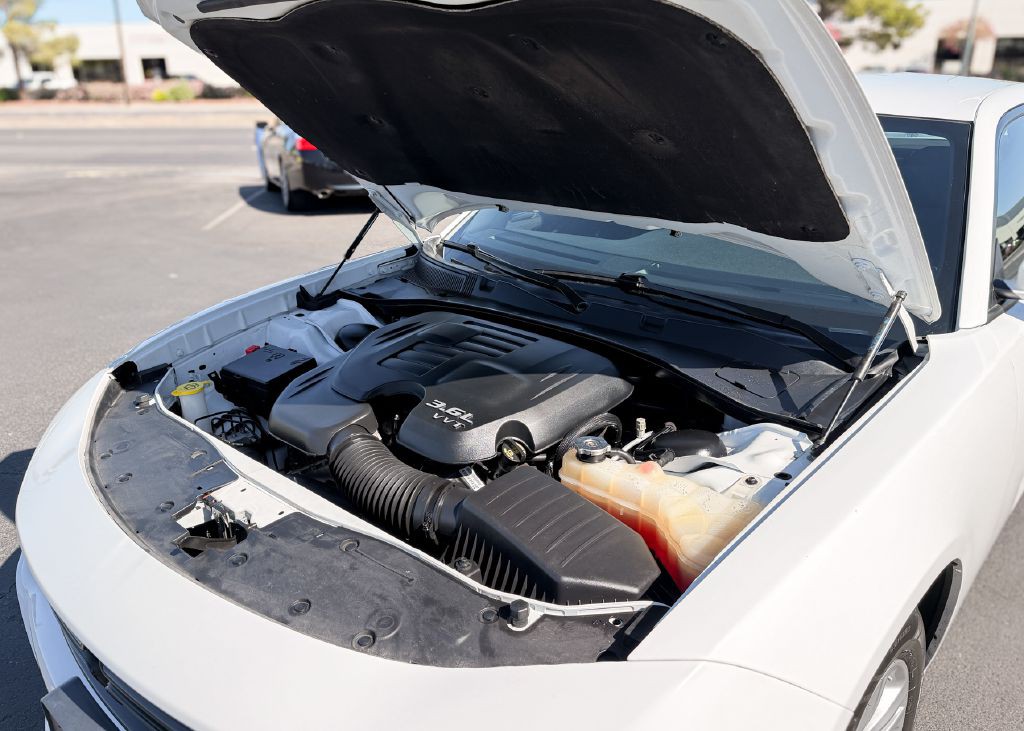 2022 Dodge Charger Image 12