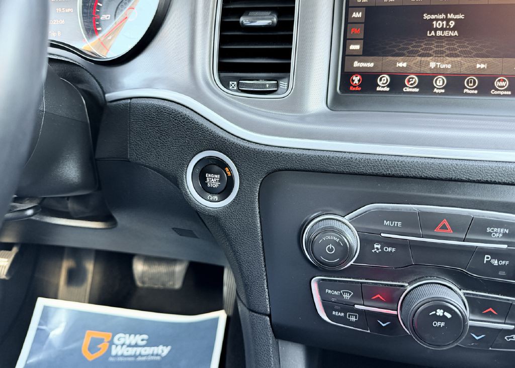 2022 Dodge Charger Image 18