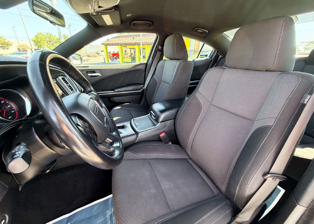 2022 Dodge Charger Image 24