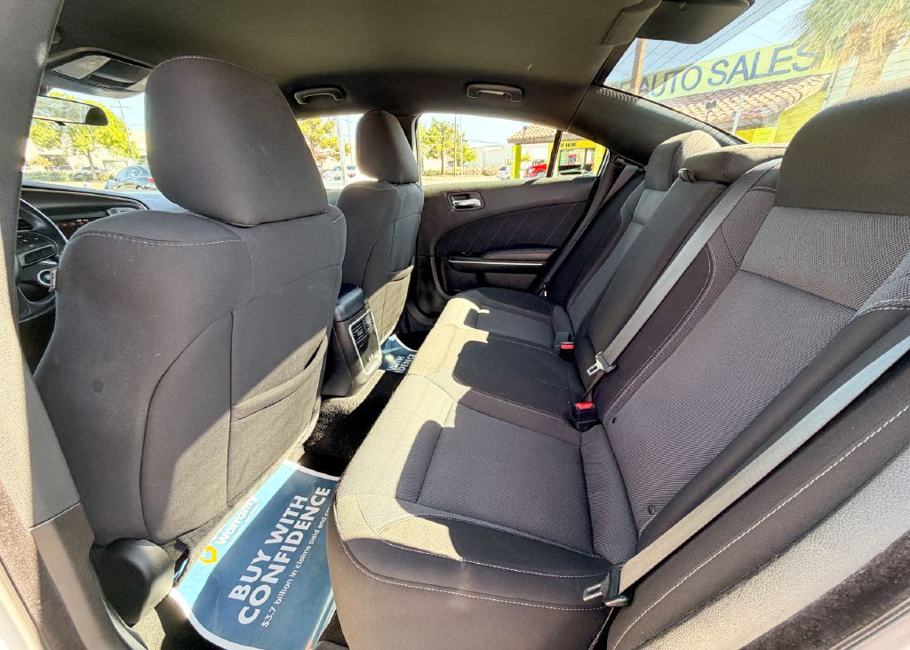 2022 Dodge Charger Image 28