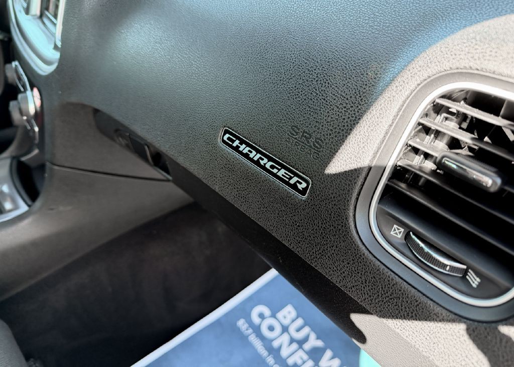 2022 Dodge Charger Image 31