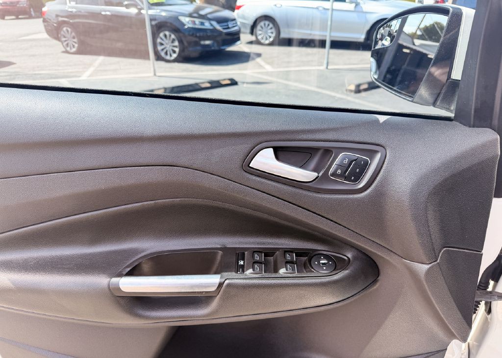 2014 Ford Escape Image 22