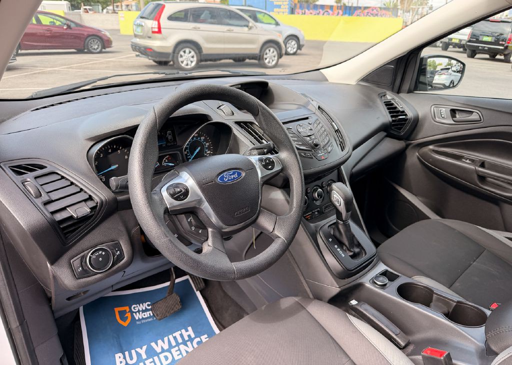 2016 Ford Escape Image 17