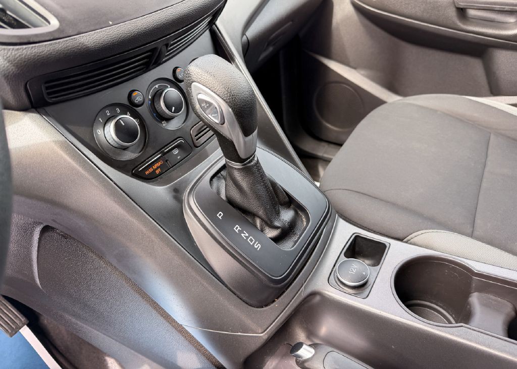 2016 Ford Escape Image 19