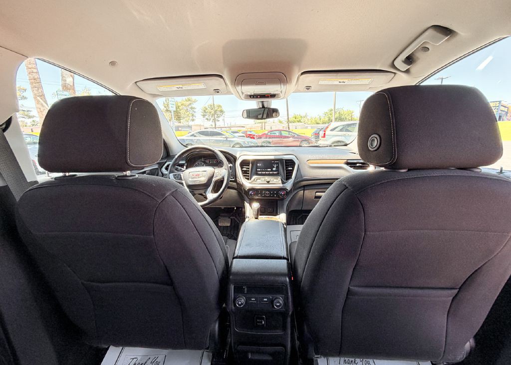 2018 GMC Acadia Image 17