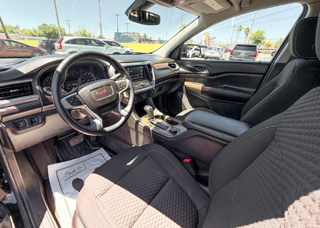 2018 GMC Acadia Image 22
