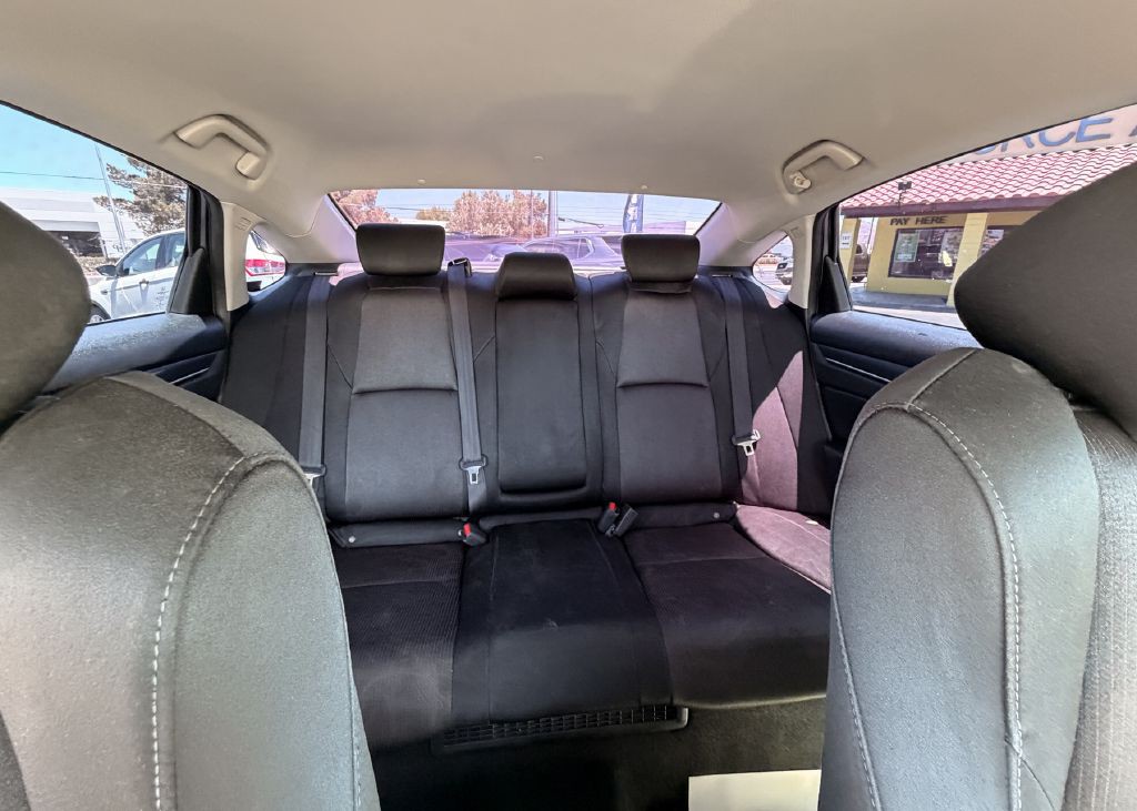 2019 Honda Accord Image 20
