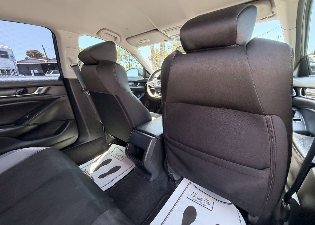 2019 Honda Accord Image 21