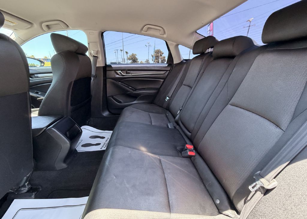 2019 Honda Accord Image 22