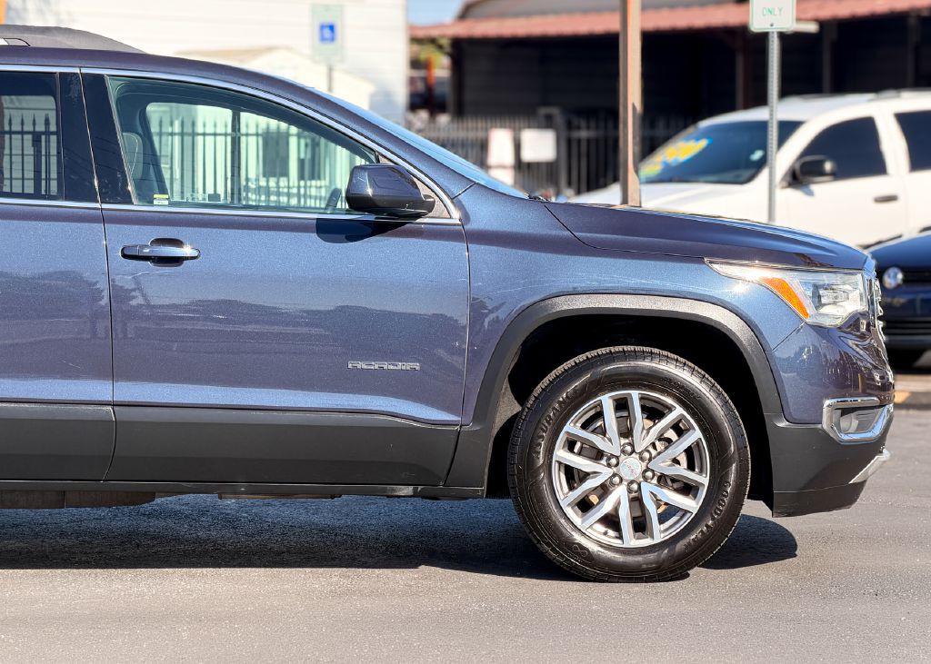 2019 GMC Acadia Image 11