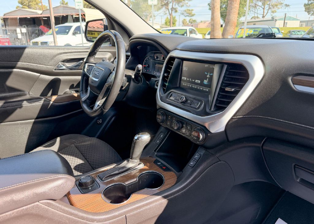 2019 GMC Acadia Image 14