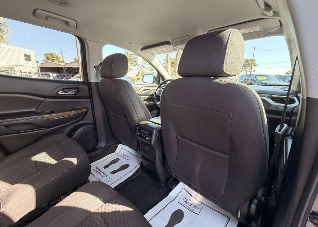 2019 GMC Acadia Image 16