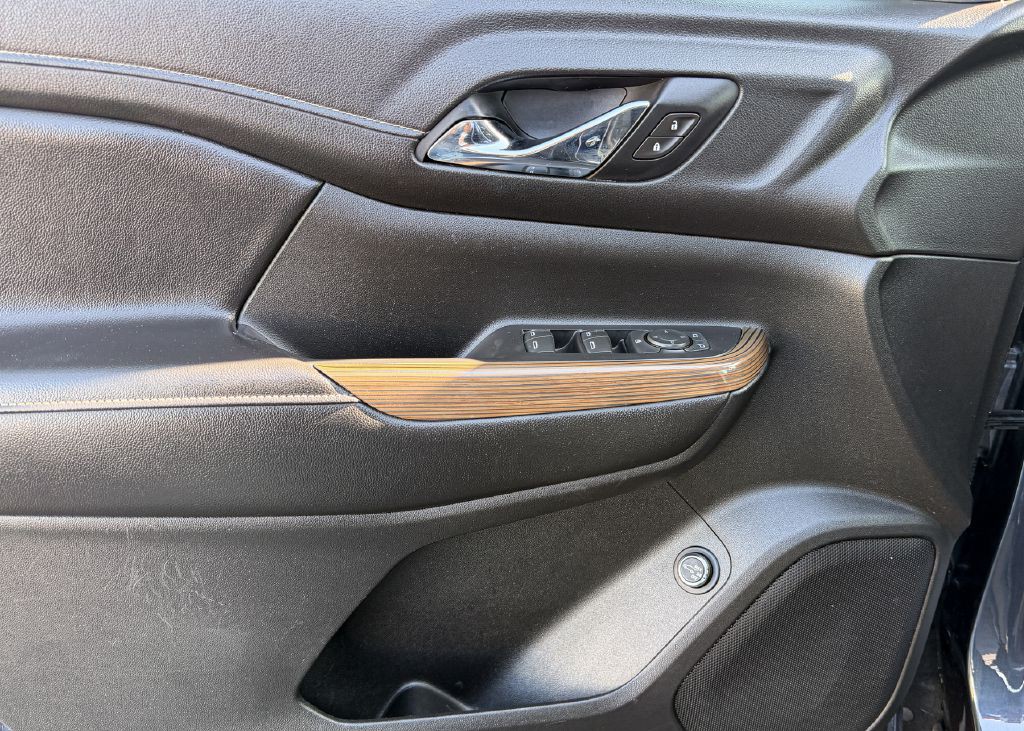 2019 GMC Acadia Image 24