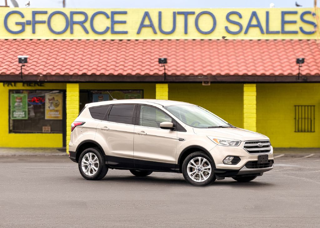 2017 Ford Escape Image 1