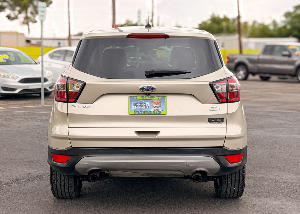 2017 Ford Escape Image 10