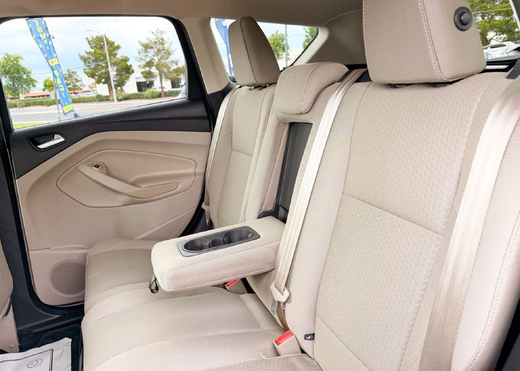 2017 Ford Escape Image 21