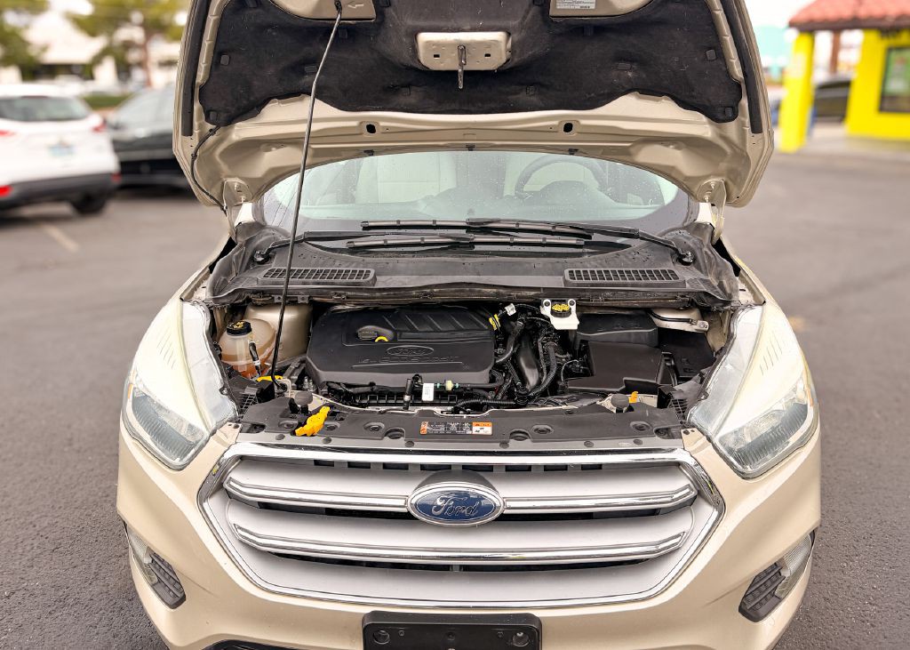 2017 Ford Escape Image 32