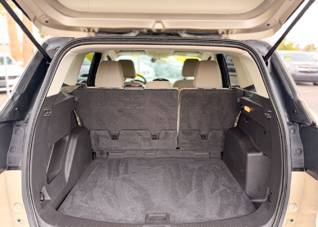 2017 Ford Escape Image 35