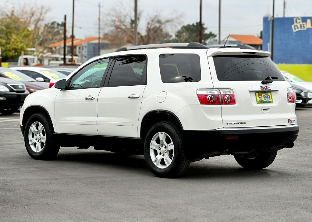 2012 GMC Acadia Image 7