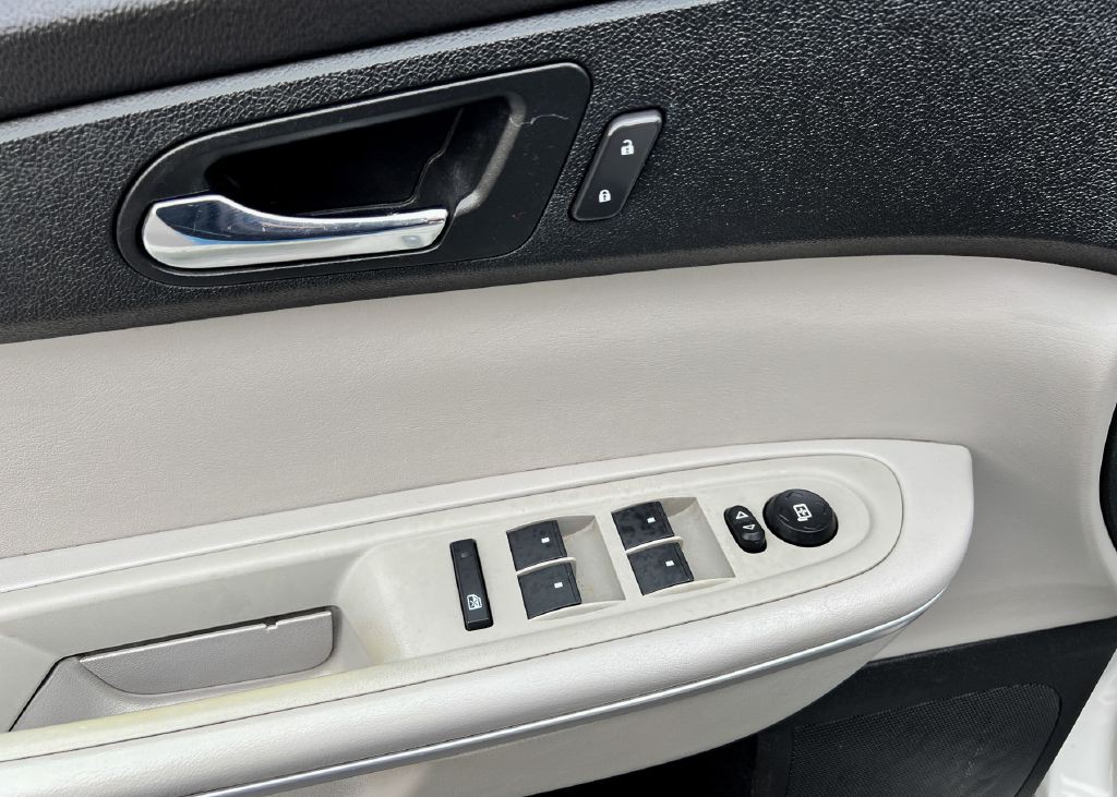 2012 GMC Acadia Image 22