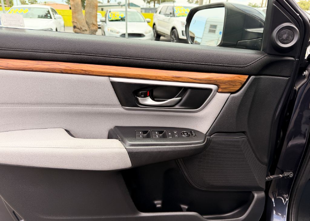 2017 Honda CR-V Image 35