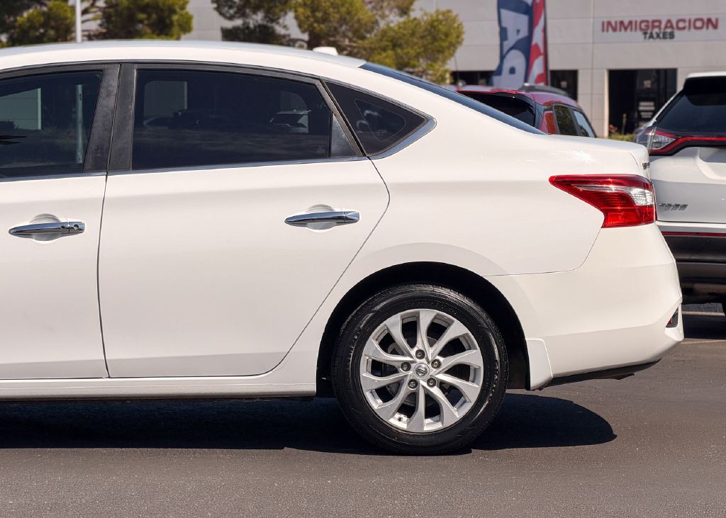2018 Nissan Sentra Image 9