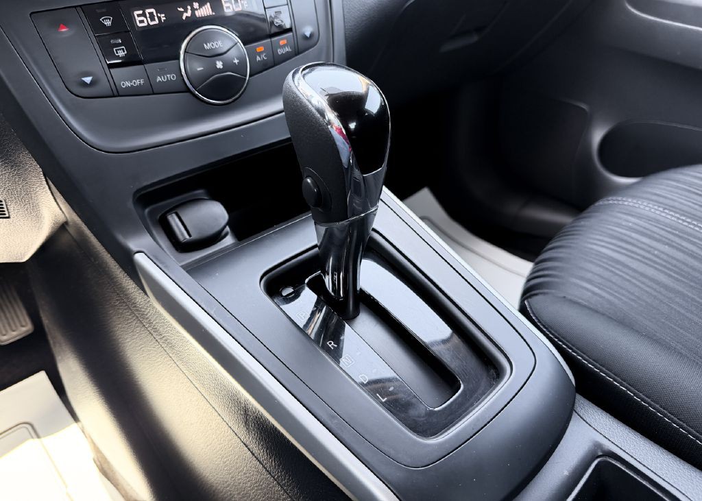 2018 Nissan Sentra Image 24