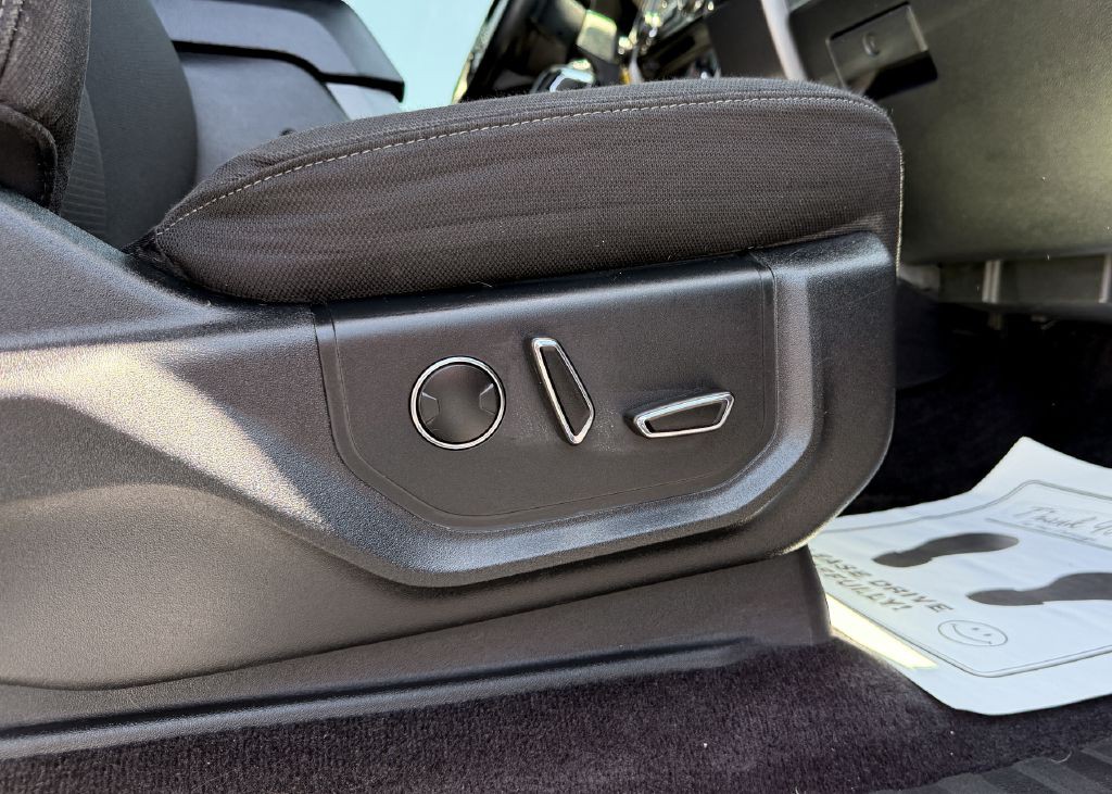 2015 Ford F-150 Image 23