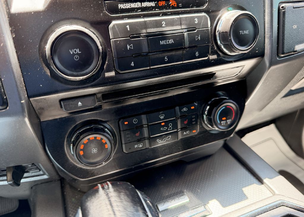 2015 Ford F-150 Image 33