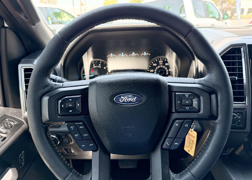 2015 Ford F-150 Image 38