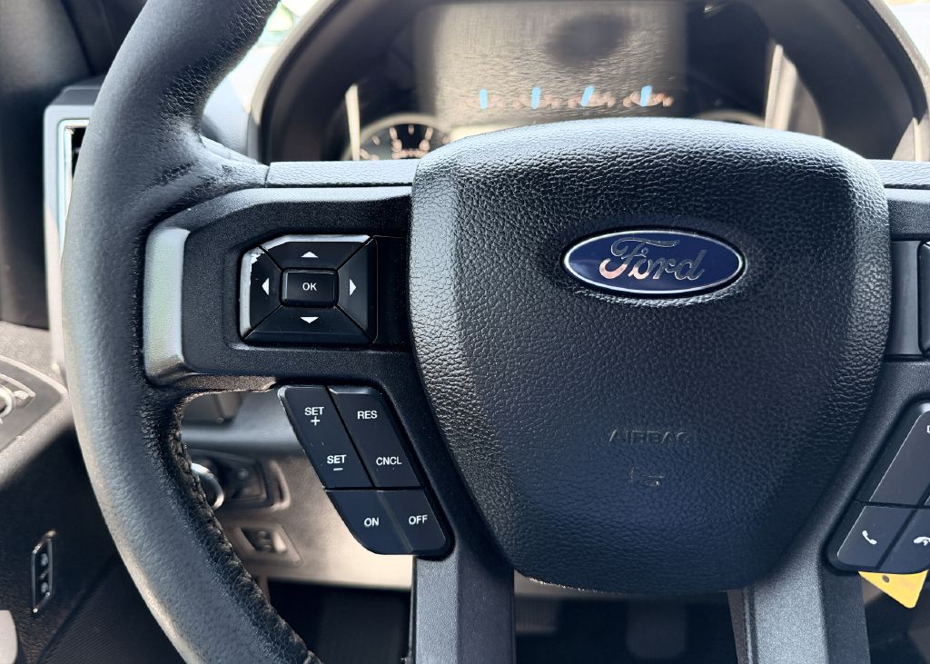 2015 Ford F-150 Image 39