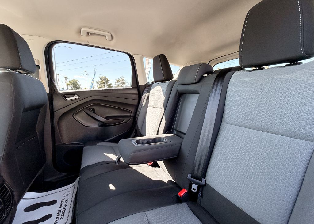 2017 Ford Escape Image 16