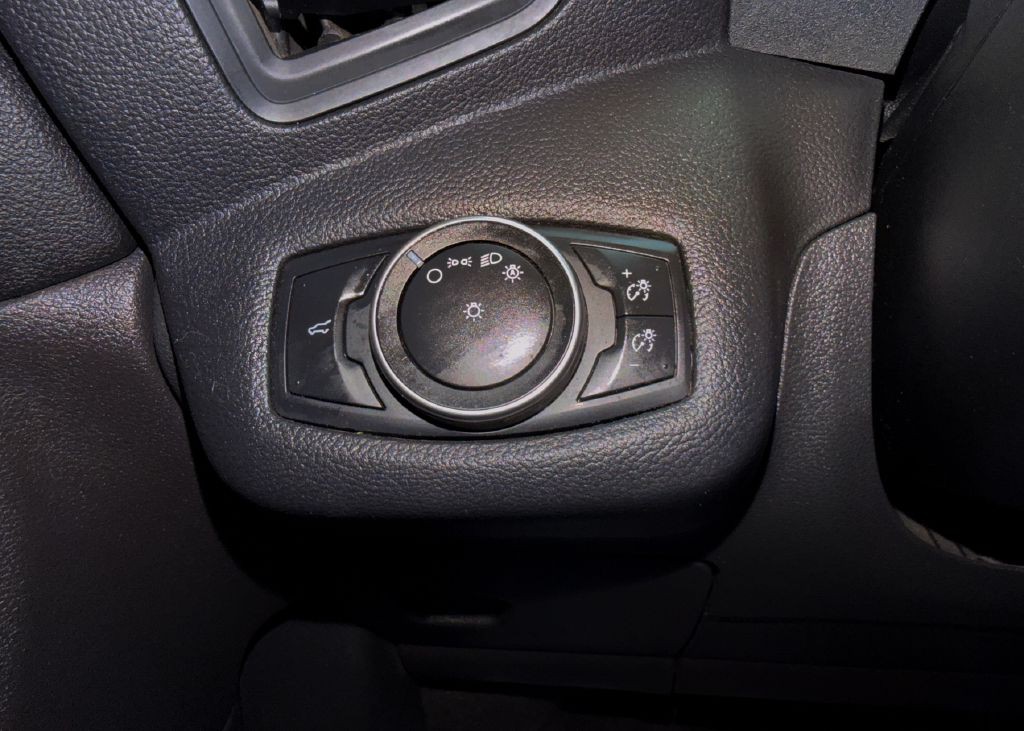 2018 Ford Escape Image 28