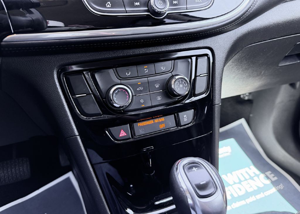 2019 Buick Enclave Image 33