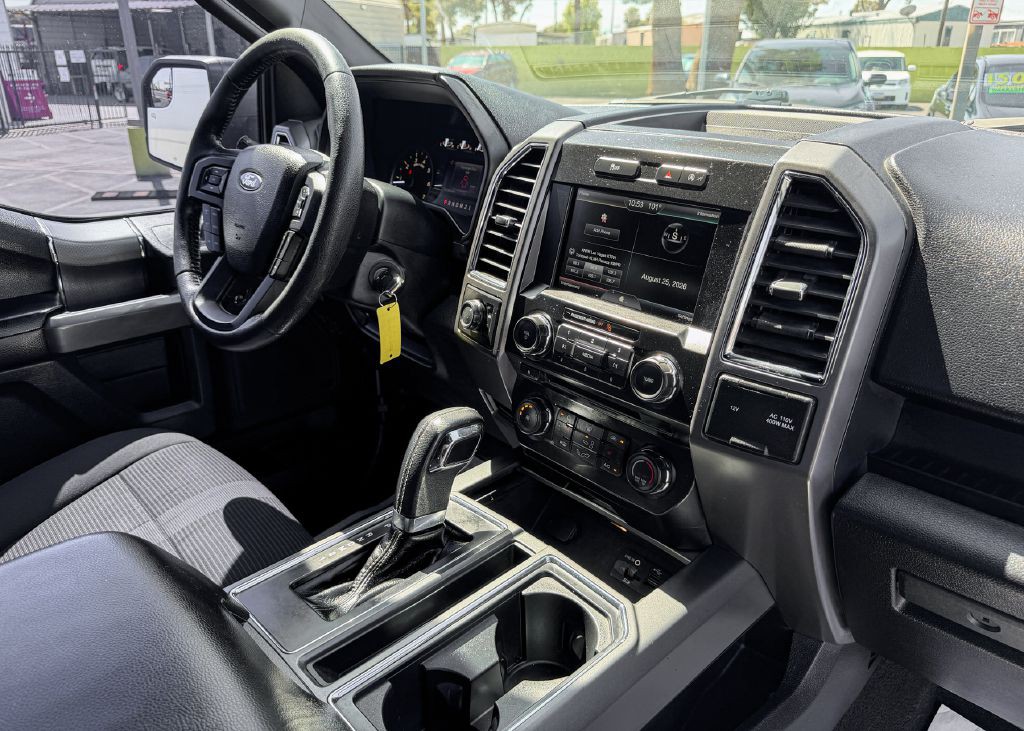 2015 Ford F-150 Image 22