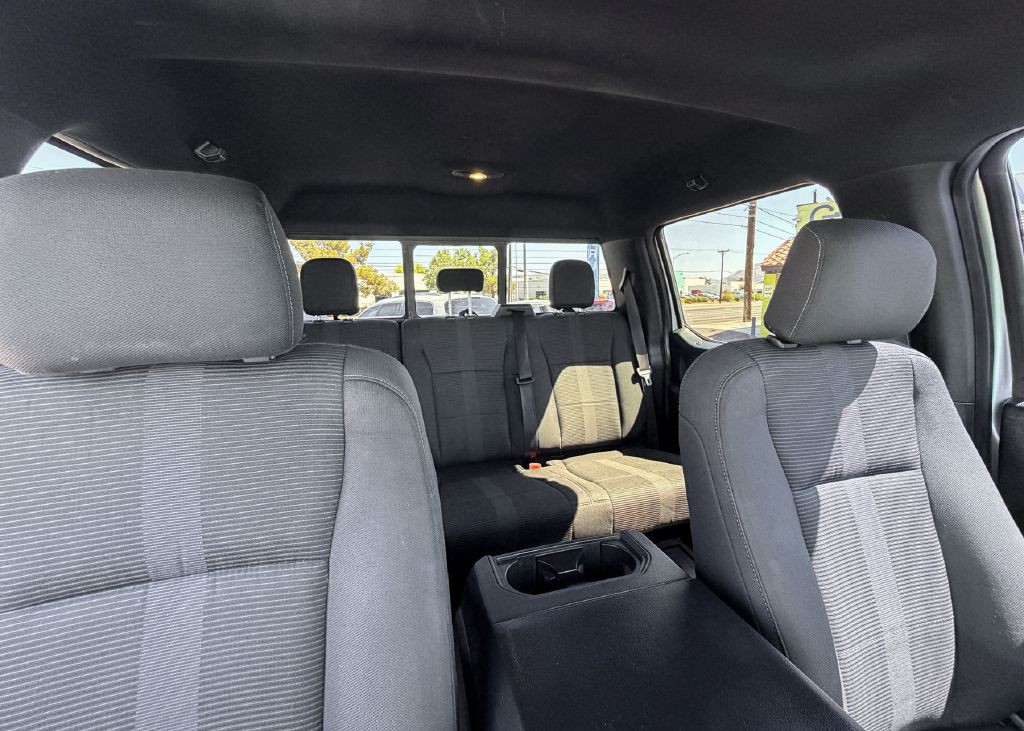2015 Ford F-150 Image 24